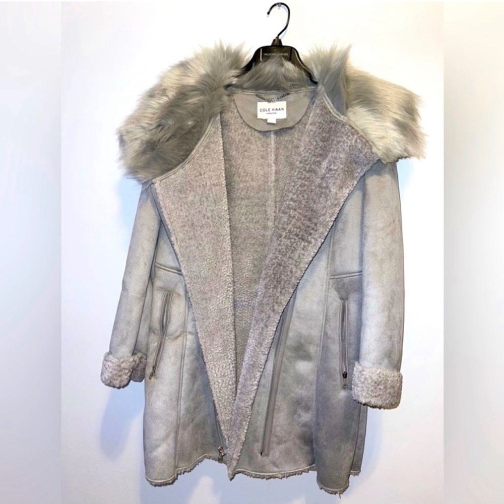 COLE HAAN Women's Gray Winter Coat w/Zip
Closure, Zip Pockets & Faux Fur Collar
